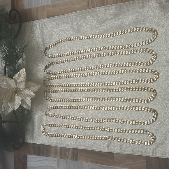 NEW| Stamped 18K Gold Cuban Link Chain Necklace 8mm 24" - Picture 5 of 7